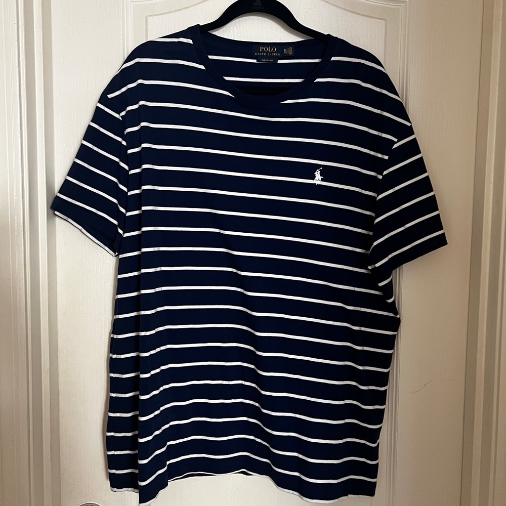 Mens - Blue and white stripped classic fit Polo Tshirt